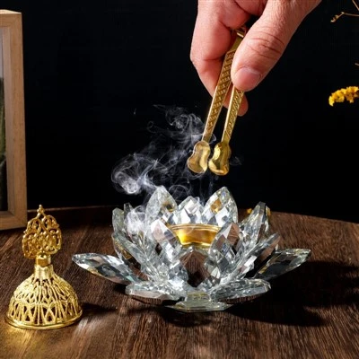Zlatni filigranski plamenik Lotus Crystal Oud
